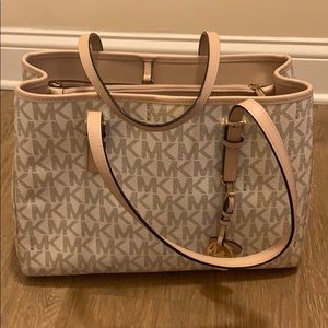 Michael Kors Tote